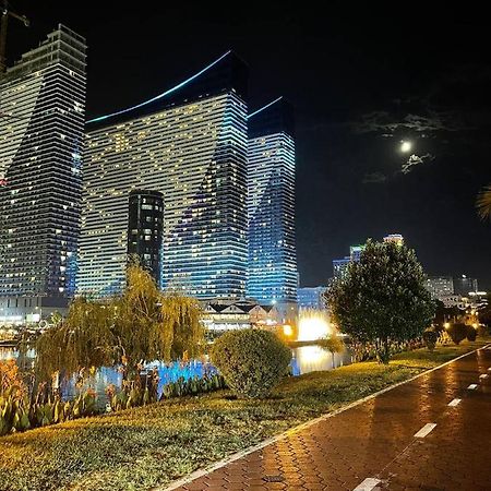 Orbi City Tower Batumi Bagian luar foto